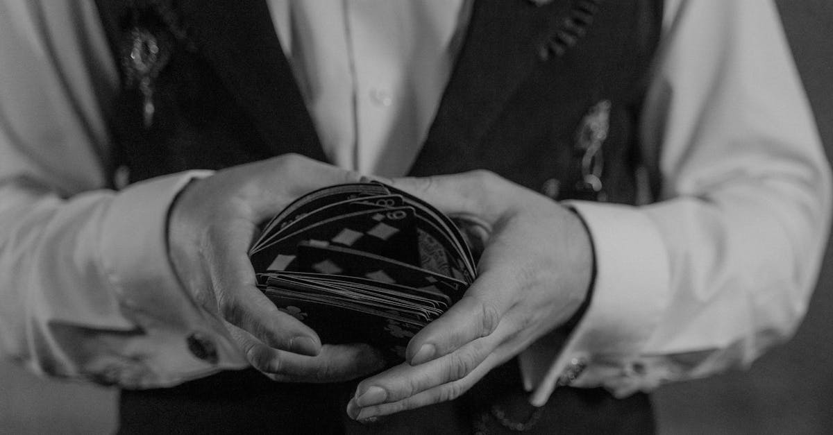 Photos gratuites de art de la performance, carte pointue, cartes